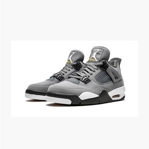 Brand new Air Jordan 4 retro cool grey men’s 9.5 never been worn in box